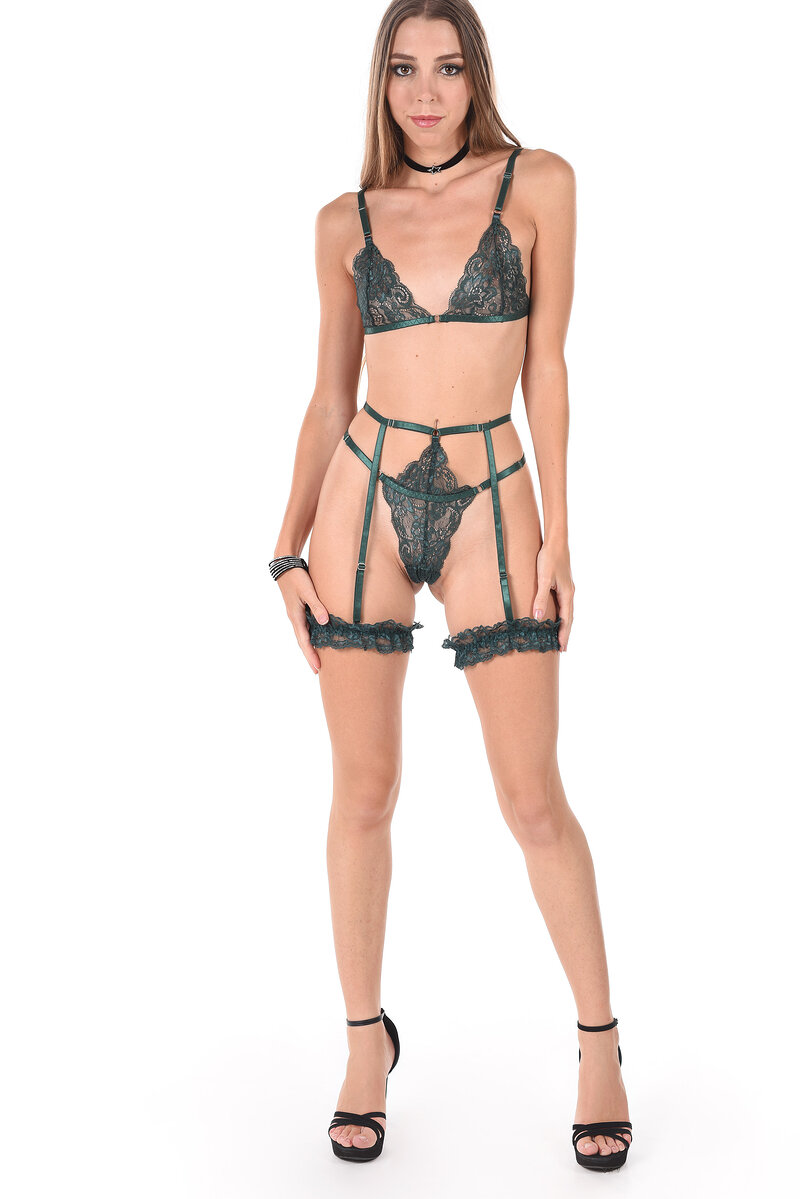 Юлия, 21 год, 10 размер груди